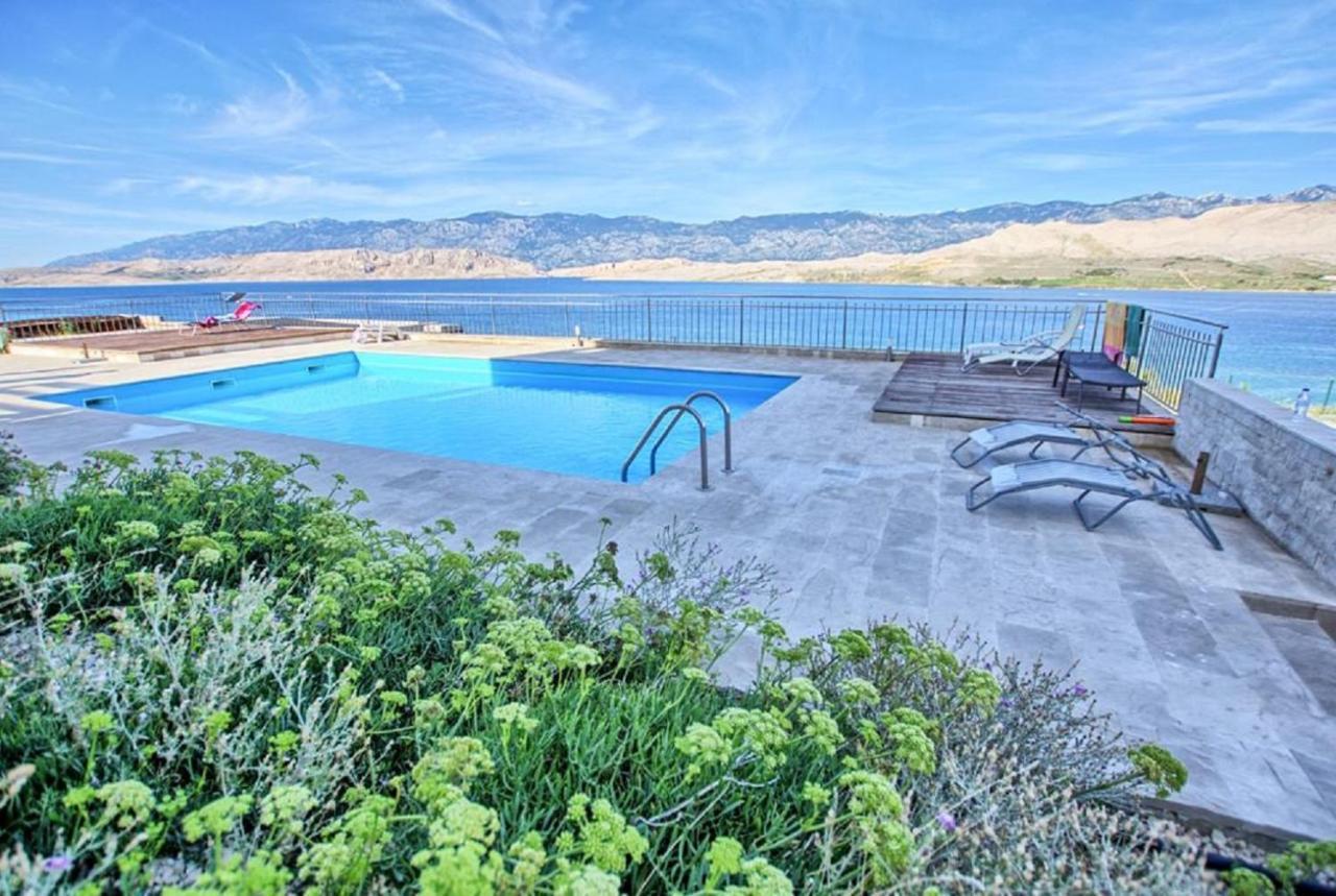 Sea View & Pool Studio Pag Town Εξωτερικό φωτογραφία