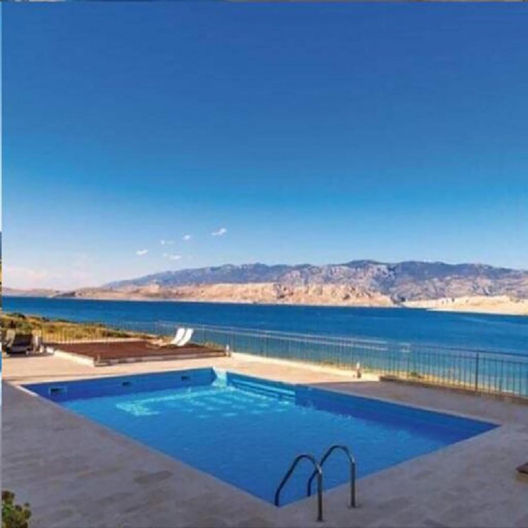 Sea View & Pool Studio Pag Town Εξωτερικό φωτογραφία